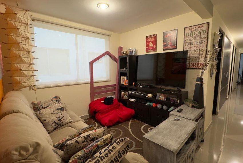 WhatsApp Image 2025-11-07 at 14.29.09