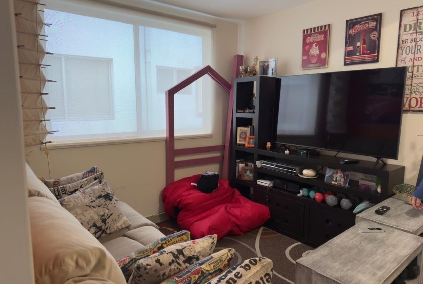 WhatsApp Image 2025-11-08 at 12.29.18 (3)