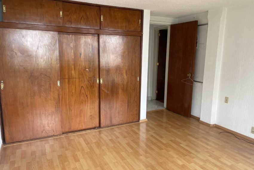 WhatsApp Image 2025-12-16 at 14.34.20 (13)