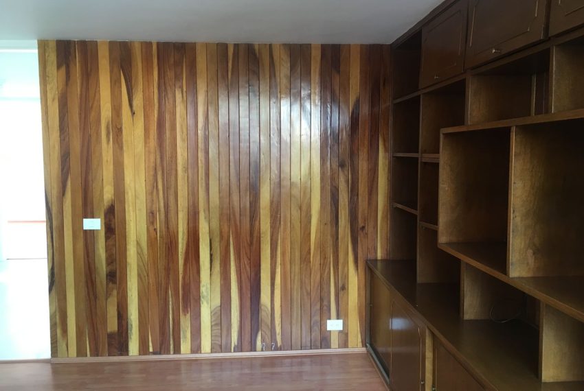 WhatsApp Image 2025-12-16 at 15.09.02 (1)