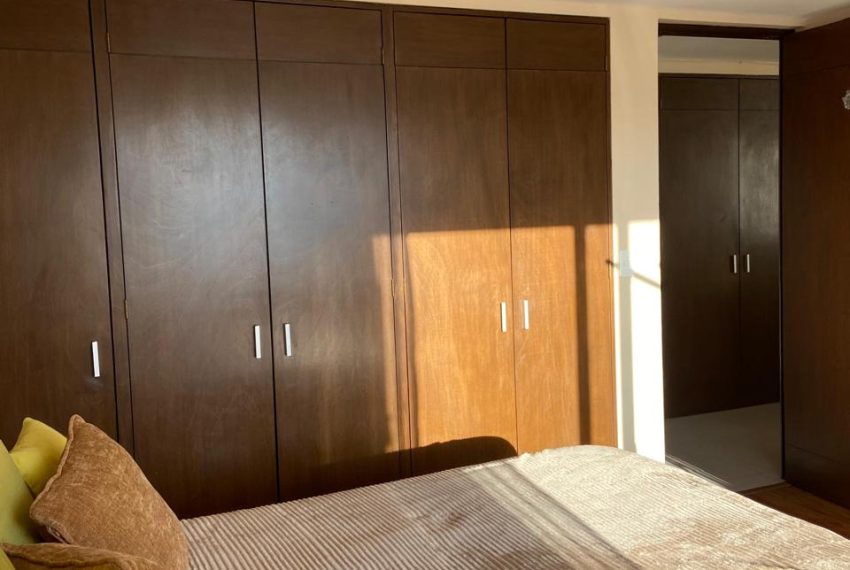 WhatsApp Image 2025-12-18 at 08.29.53 (1)