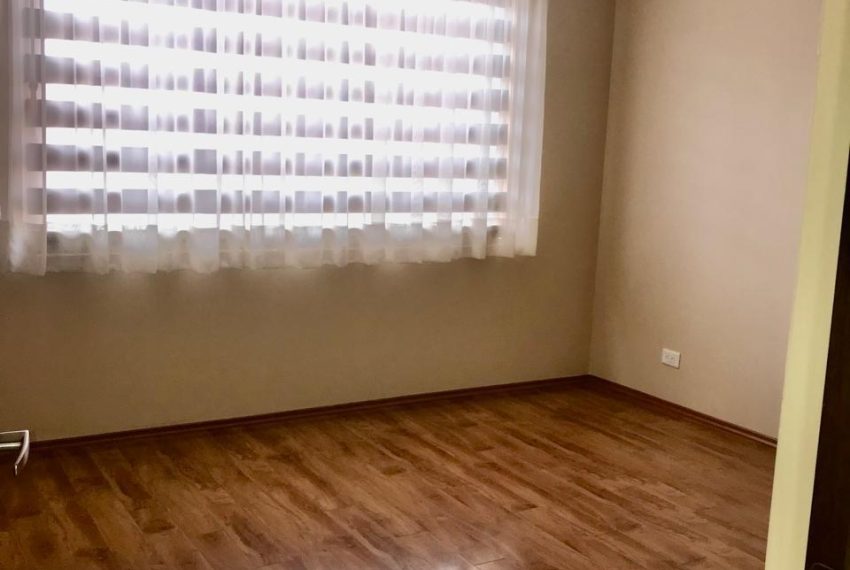 WhatsApp Image 2025-12-18 at 08.29.54 (3)