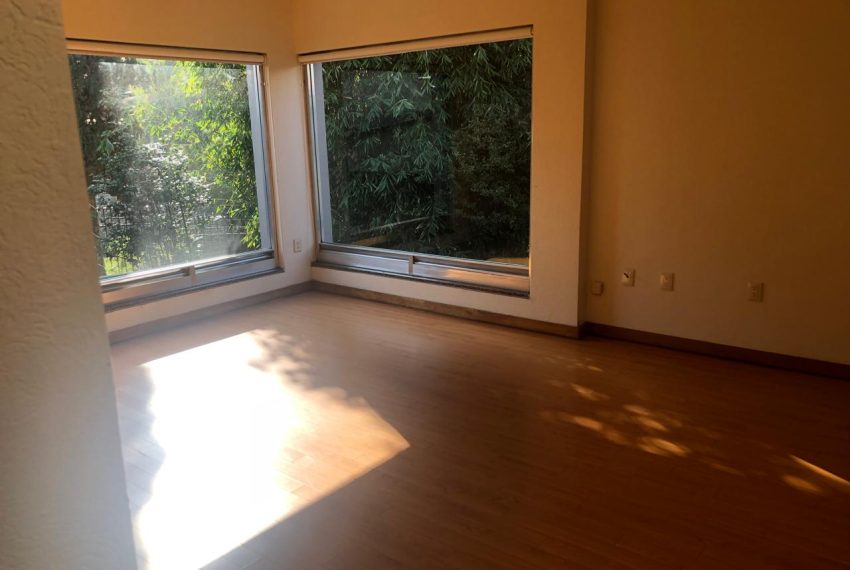 WhatsApp Image 2026-01-04 at 10.24.22 (7)