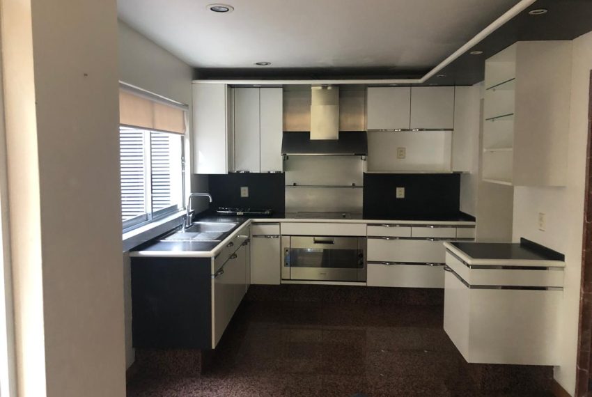 WhatsApp Image 2026-01-04 at 10.24.43