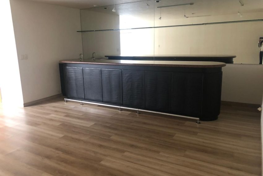 d1764de9-1644-4ab5-a18d-44f80f364d4f