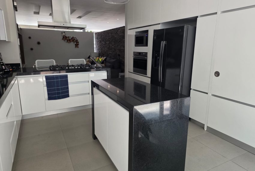 WhatsApp Image 2026-03-05 at 17.17.07 (10)