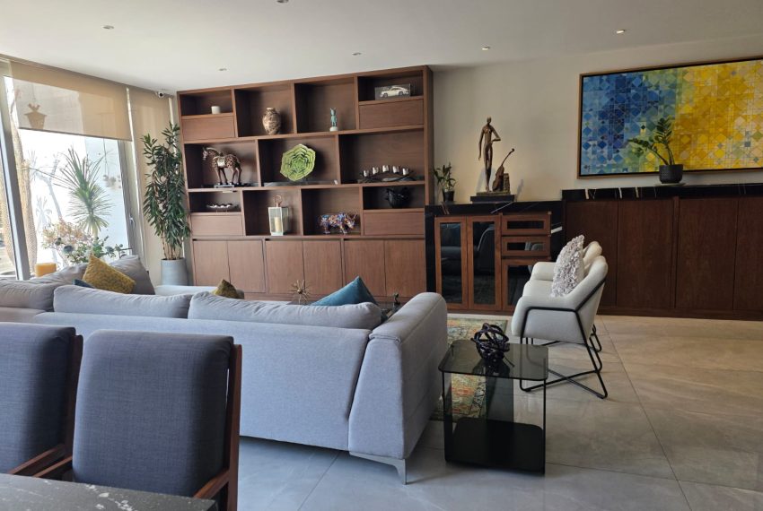 WhatsApp Image 2026-03-05 at 17.17.07 (2)