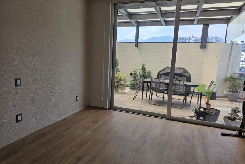 WhatsApp Image 2026-03-05 at 17.17.08